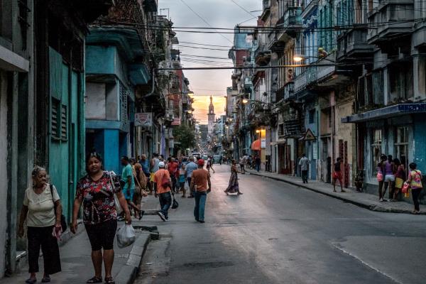 Havana Habana Kawana Neptuno street dusk zmierzch ulica Neptuno Cuba Kuba